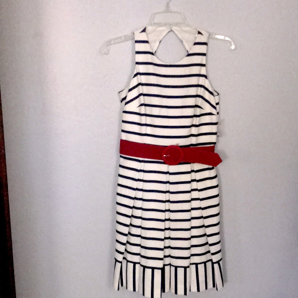Sunnier garden party, graduation dress